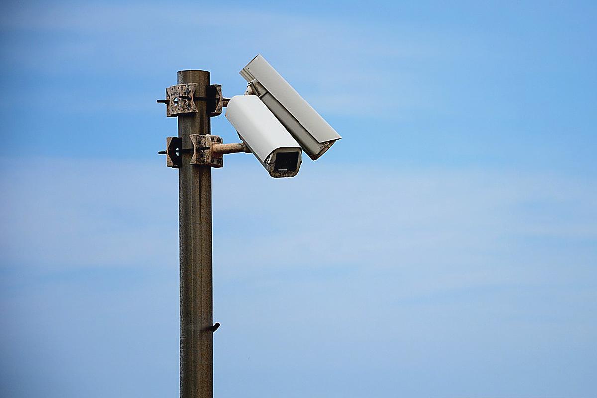 装海康监控别出错，驱动权限要开，重启浏览器别忘！激活密码必须记牢