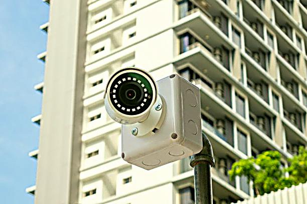 人员分好类，通行秒授权：访客到期自动失效！